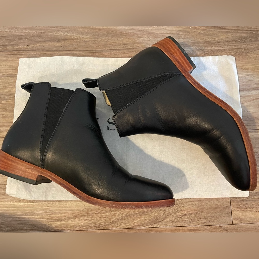 Nisolo Classic Chelsea Boot Black Leather. Only worn one time! - Picture 4 of 9